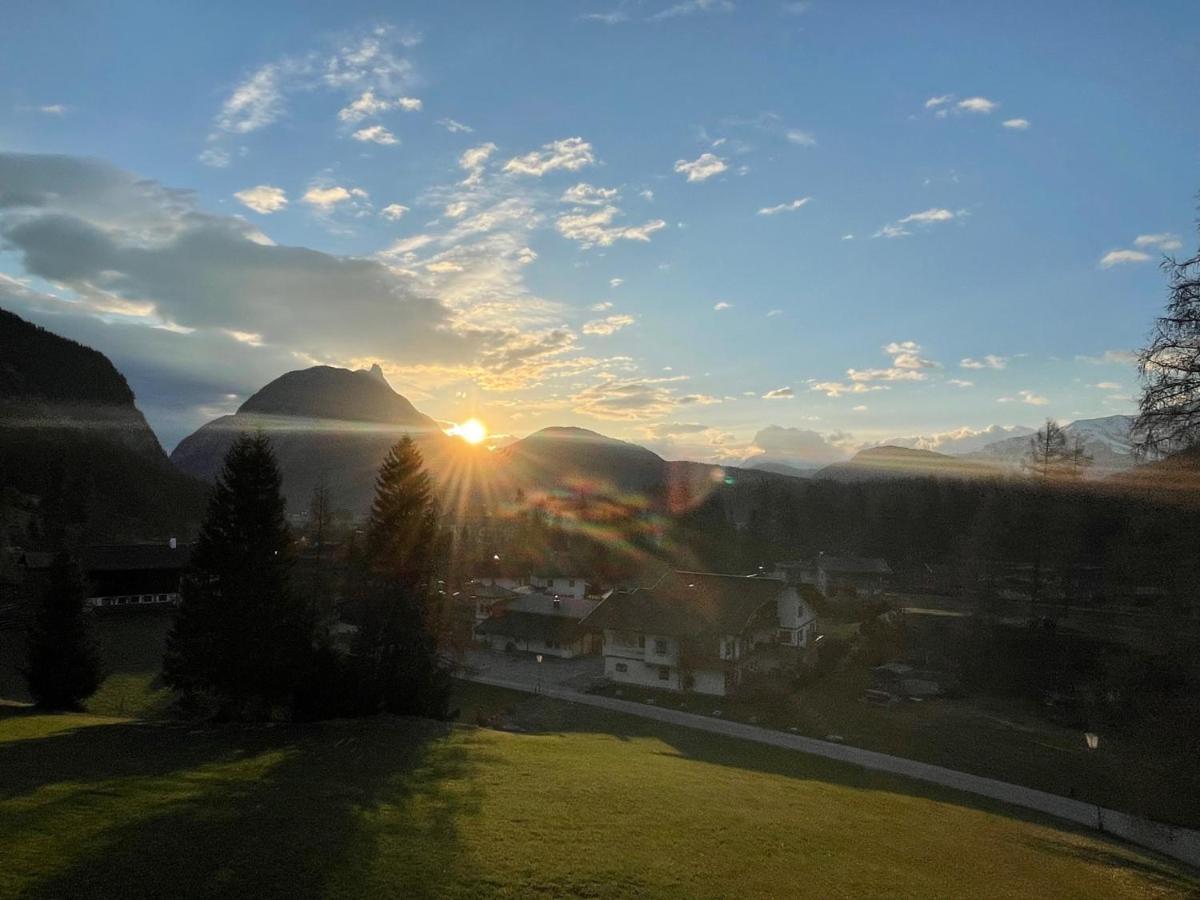 Adlerhof Apartment ลอยทัช ภายนอก รูปภาพ